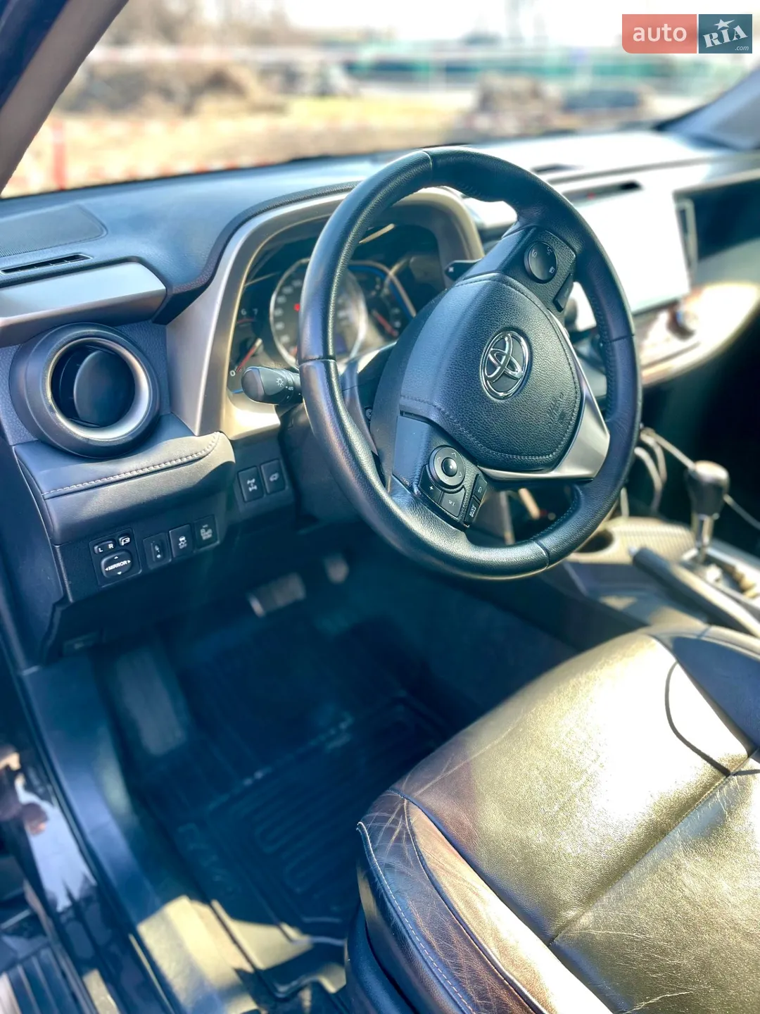 2014 Toyota RAV 4 - мініатюра 34