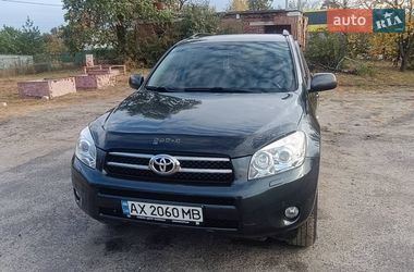 Позашляховик / Кросовер Toyota RAV4 2006 в Ізюмі