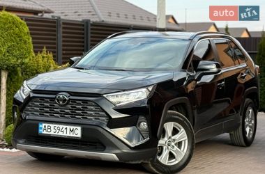 Позашляховик / Кросовер Toyota RAV4 2021 в Вінниці