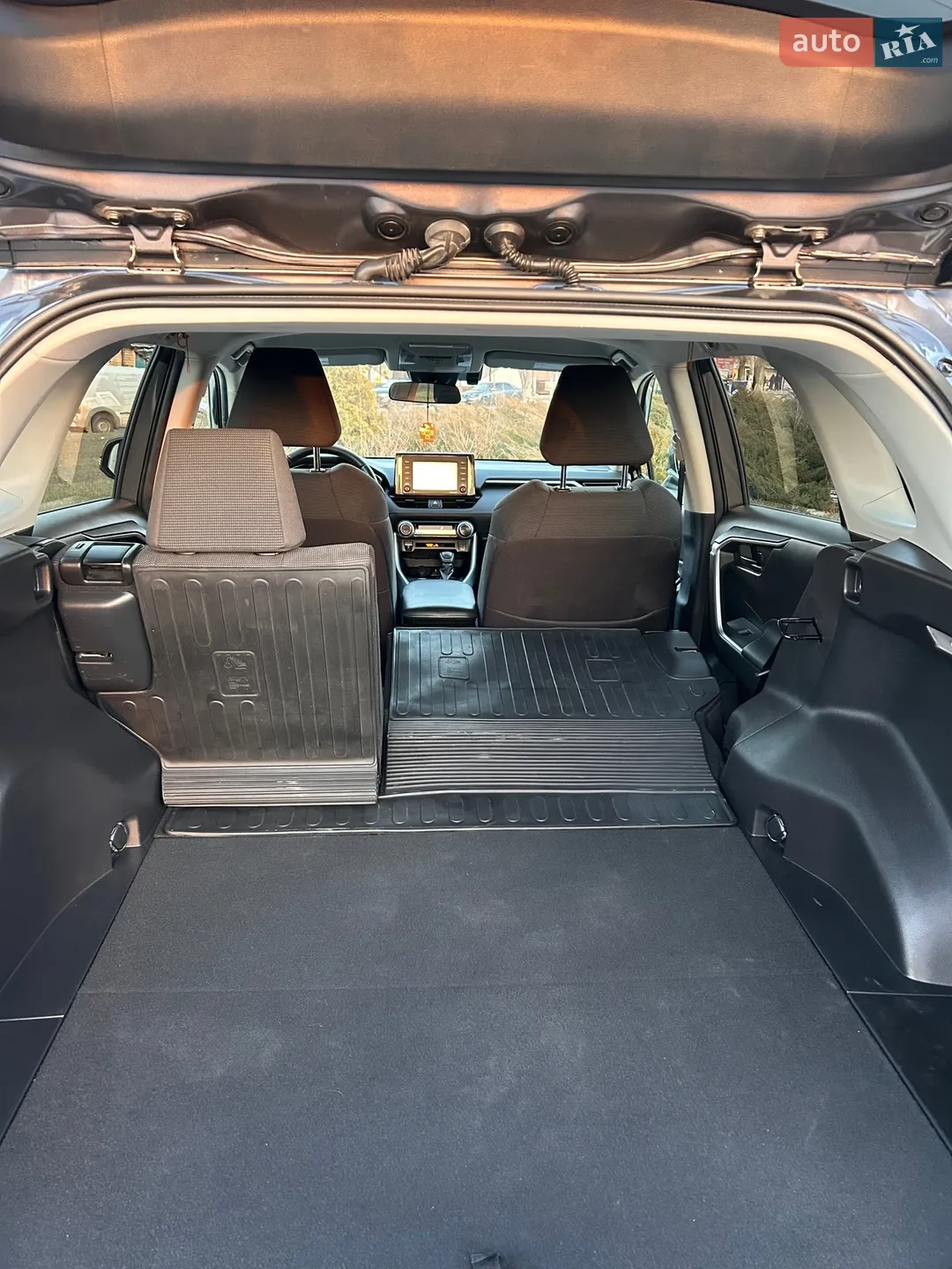 2021 Toyota RAV 4 - мініатюра 29