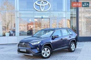 Внедорожник / Кроссовер Toyota RAV4 2019 в Одессе