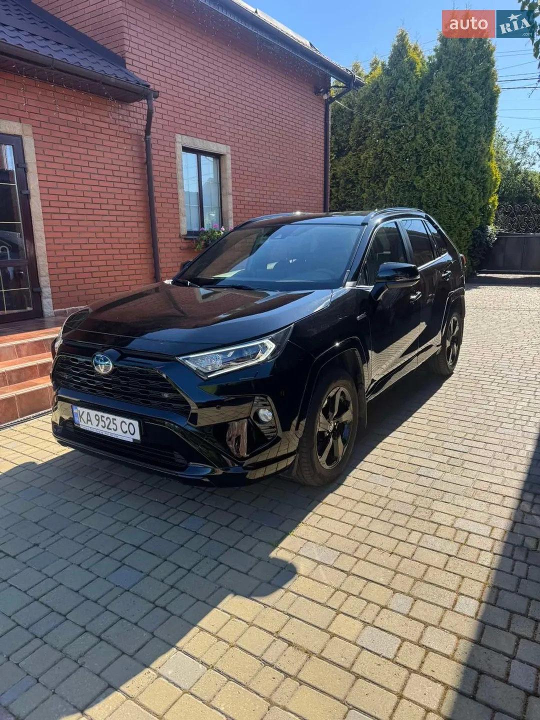 2020 Toyota RAV 4 - фото 1