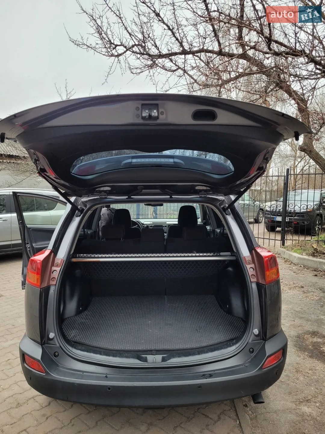 2013 Toyota RAV 4 - мініатюра 13