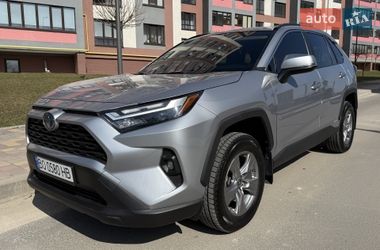 Позашляховик / Кросовер Toyota RAV4 2022 в Тернополі