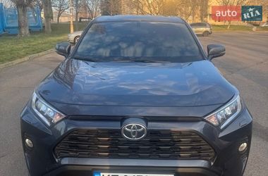 Позашляховик / Кросовер Toyota RAV4 2020 в Южноукраїнську