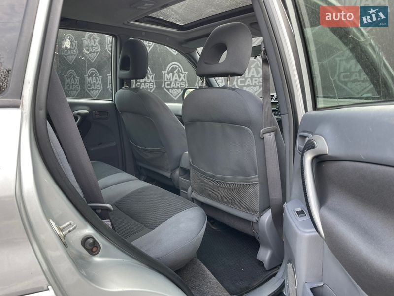 Внедорожник / Кроссовер Toyota RAV4 2001 в Киеве фото 13 Внедорожник / Кроссовер Toyota RAV4 2001 в Киеве