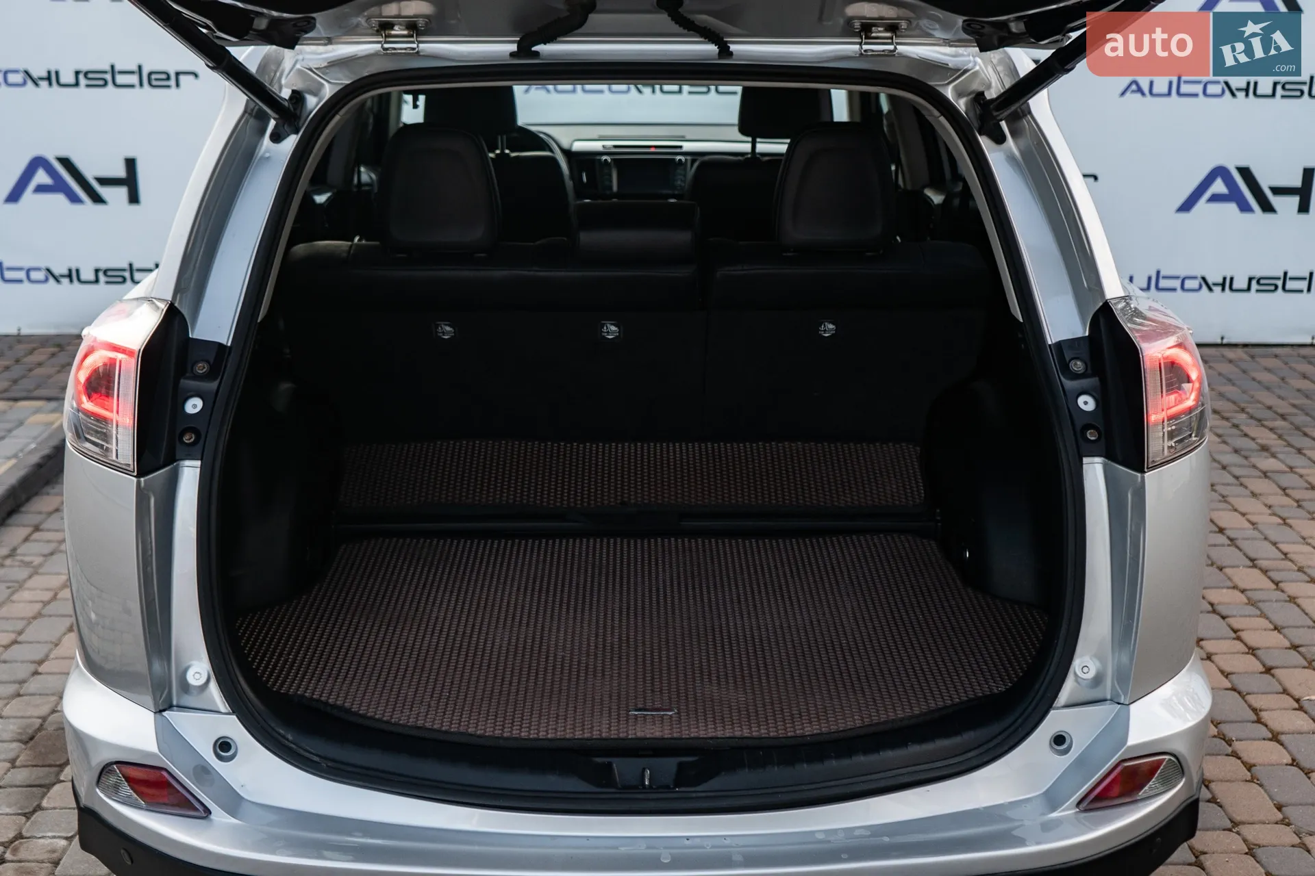 2016 Toyota RAV 4 - мініатюра 57
