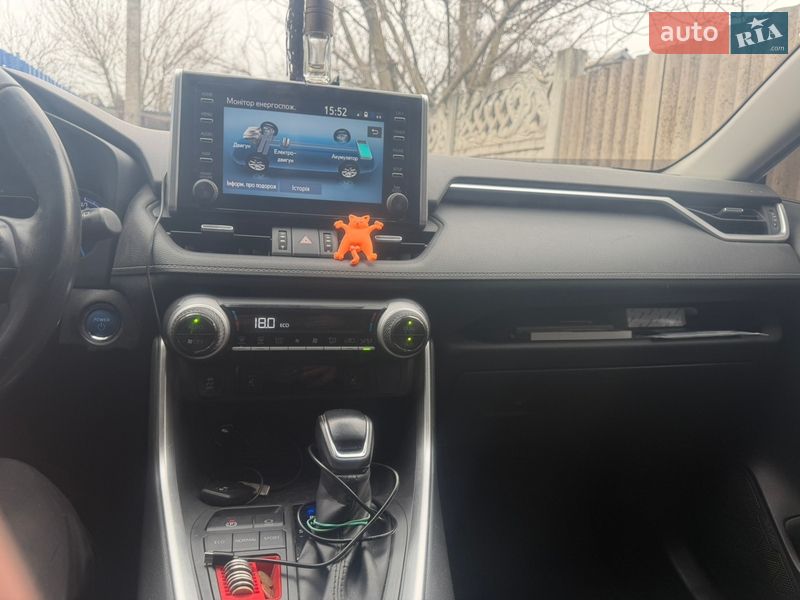 Позашляховик / Кросовер Toyota RAV4 2021 в Кривому Розі