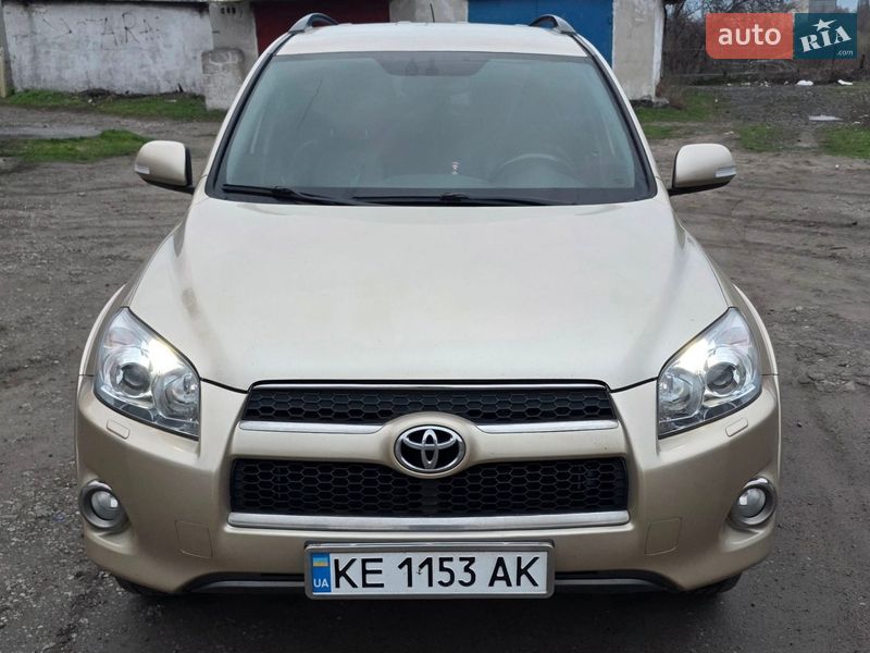 Toyota RAV4 2010 Toyota RAV4 2010