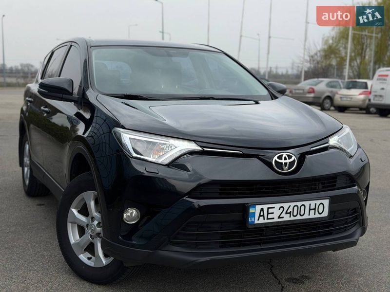 Toyota RAV4 2016