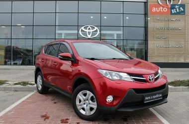 Внедорожник / Кроссовер Toyota RAV4 2014 в Черкассах