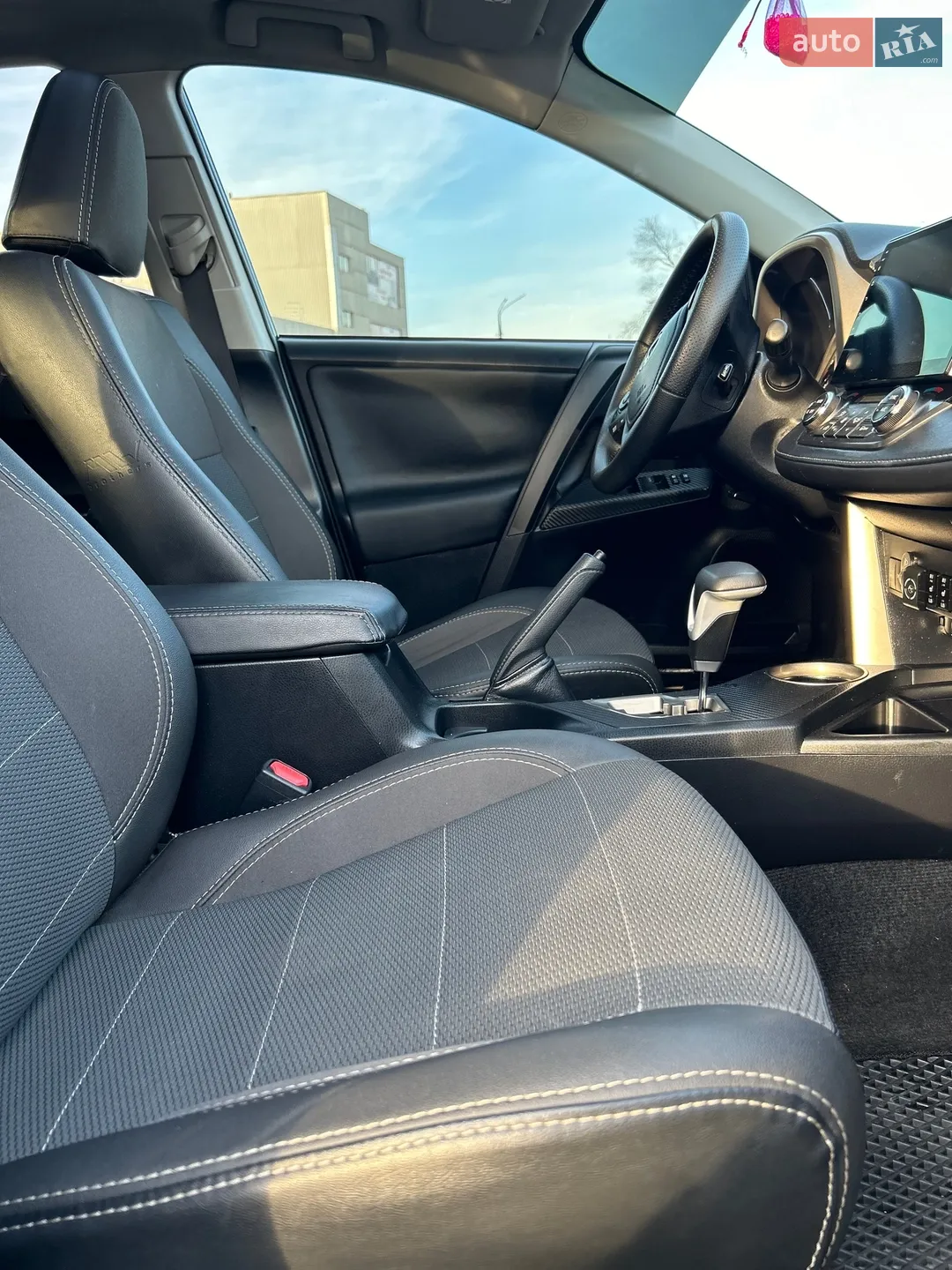 2014 Toyota RAV 4 - мініатюра 30