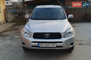 Внедорожник / Кроссовер Toyota RAV4 2007 в Немирове