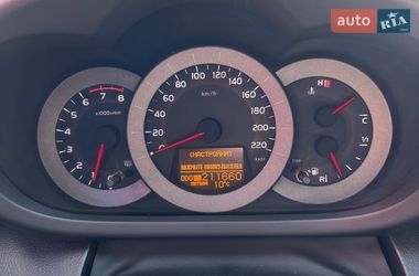 Внедорожник / Кроссовер Toyota RAV4 2007 в Киеве