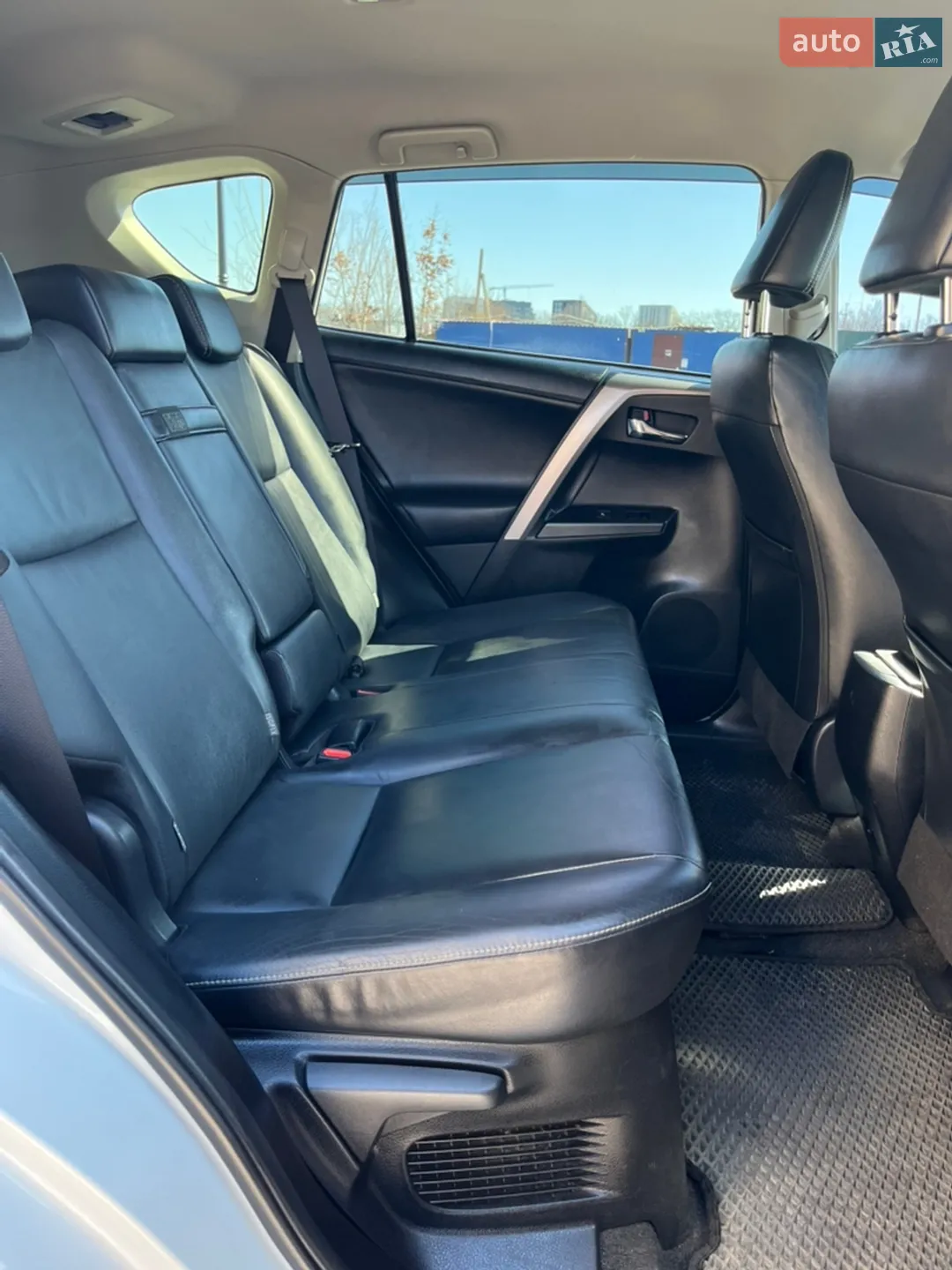 2016 Toyota RAV 4 - мініатюра 24