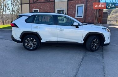 Позашляховик / Кросовер Toyota RAV4 2022 в Києві