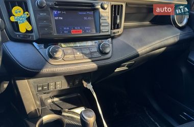 Внедорожник / Кроссовер Toyota RAV4 2013 в Киеве