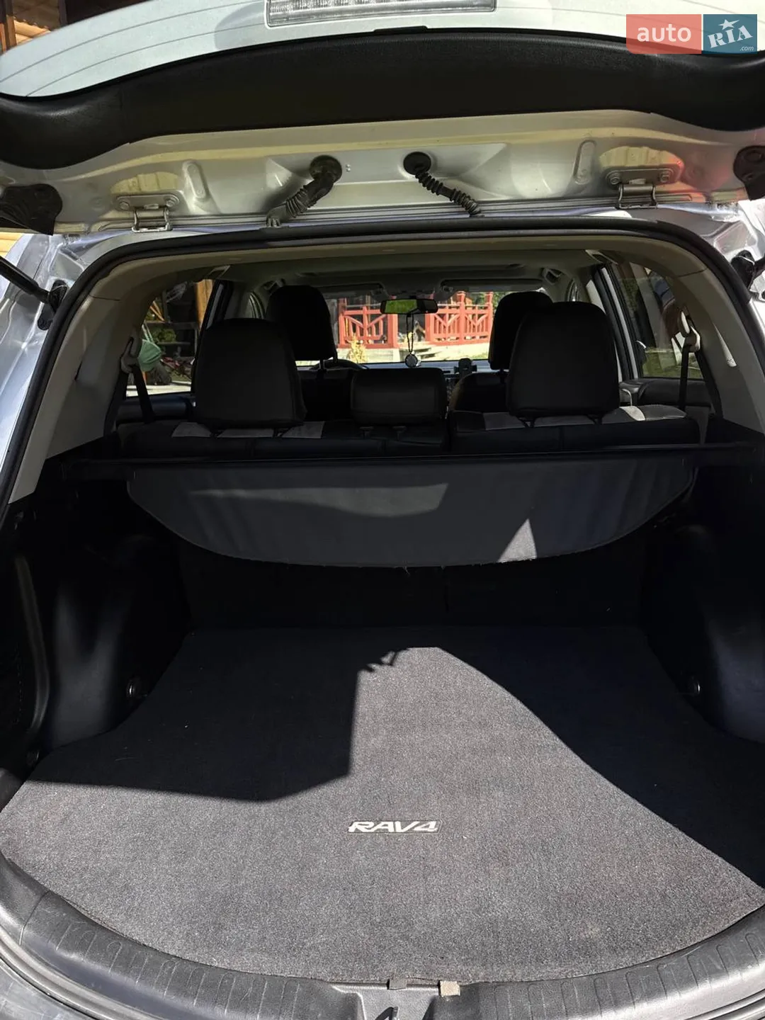 2015 Toyota RAV 4 - мініатюра 9