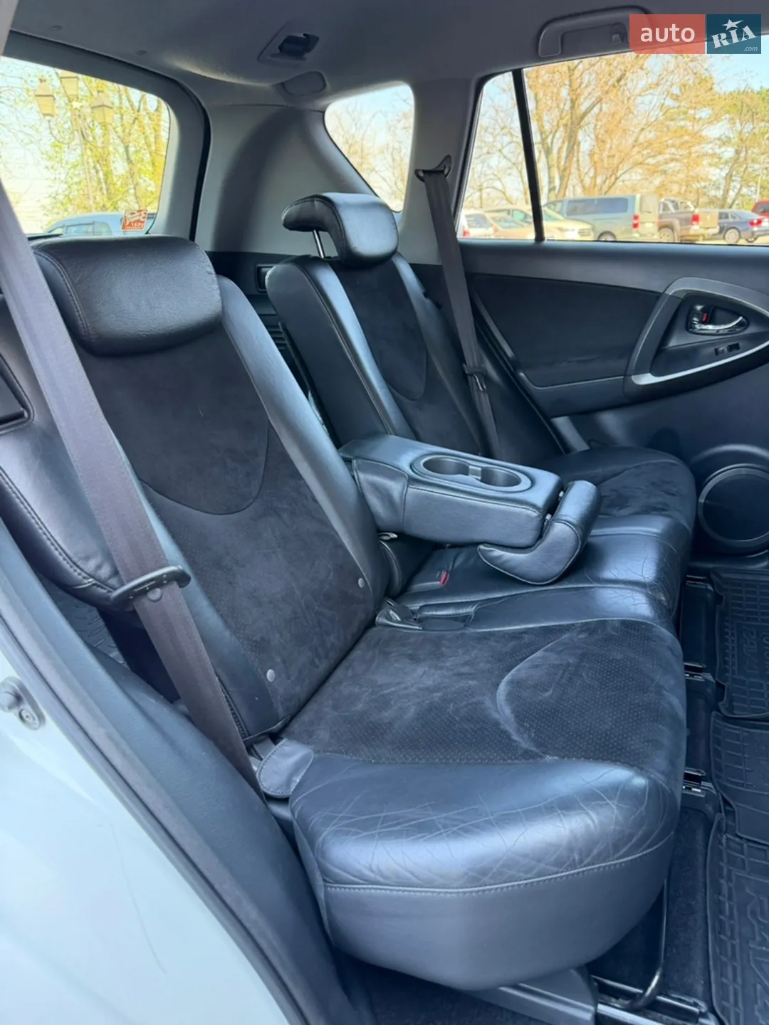 2010 Toyota RAV 4 - мініатюра 49