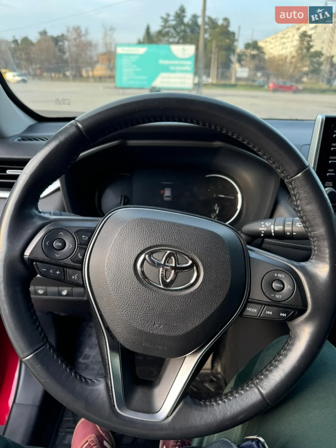 2019 Toyota RAV 4 - мініатюра 14