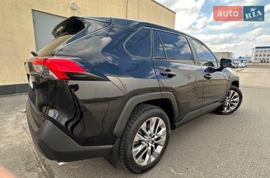 Позашляховик / Кросовер Toyota RAV4 2020 в Борисполі