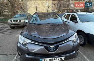 Внедорожник / Кроссовер Toyota RAV4 2018 в Киеве