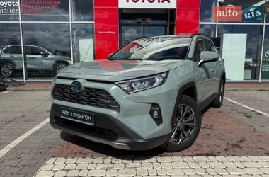 Внедорожник / Кроссовер Toyota RAV4 2021 в Виннице