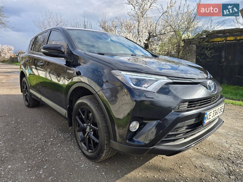 Toyota RAV4 2017