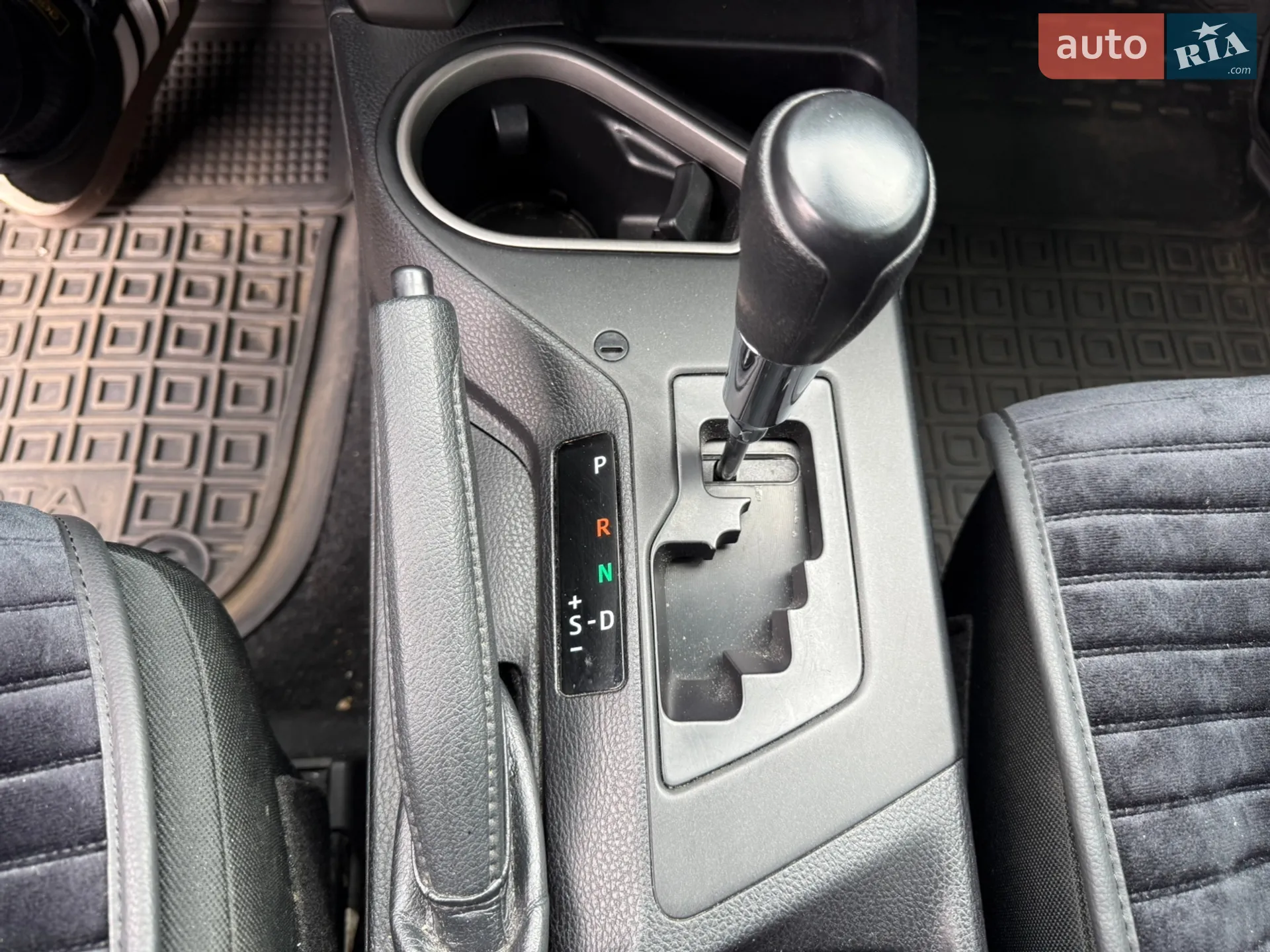2017 Toyota RAV 4 - мініатюра 15