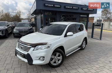Внедорожник / Кроссовер Toyota RAV4 2010 в Ровно