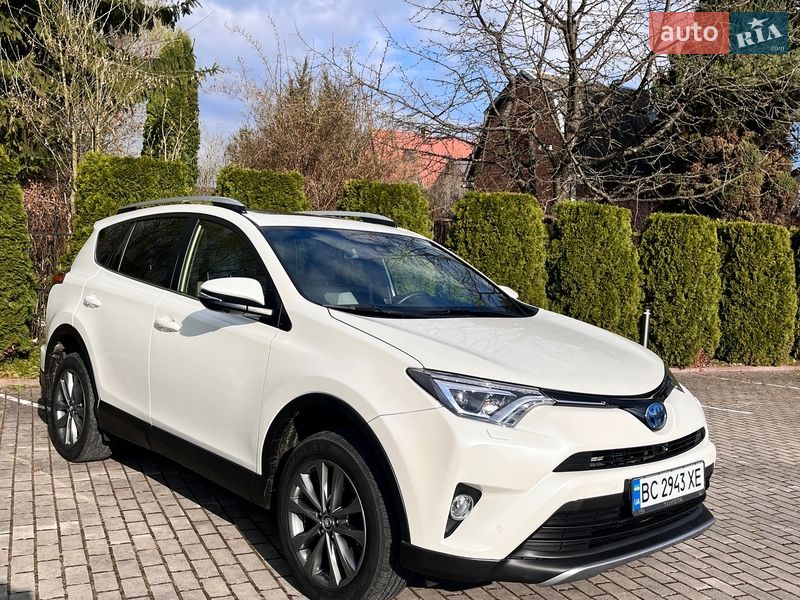 Внедорожник / Кроссовер Toyota RAV4 2018 в Львове