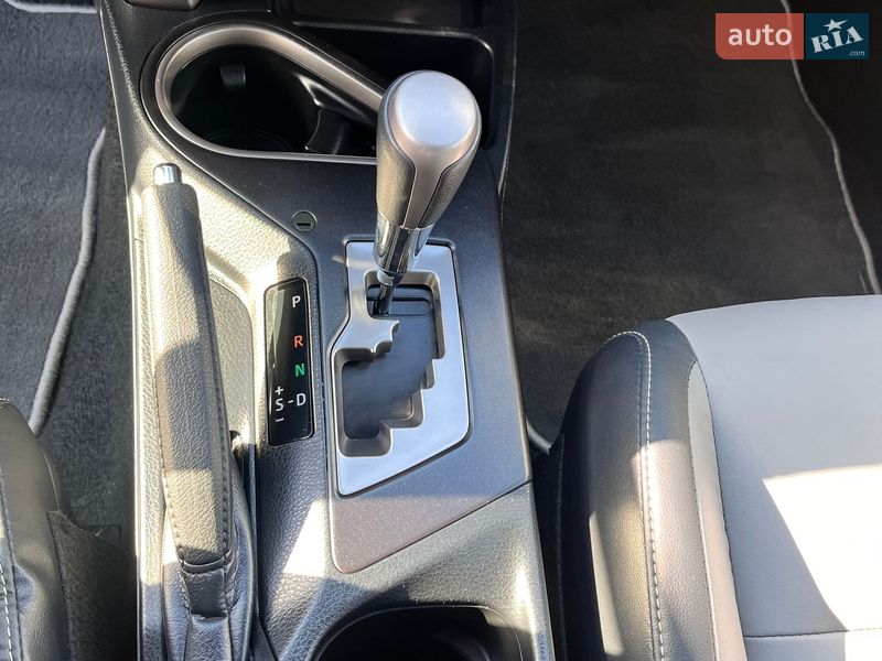 Внедорожник / Кроссовер Toyota RAV4 2018 в Львове