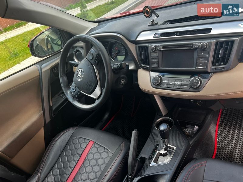 Внедорожник / Кроссовер Toyota RAV4 2013 в Одессе