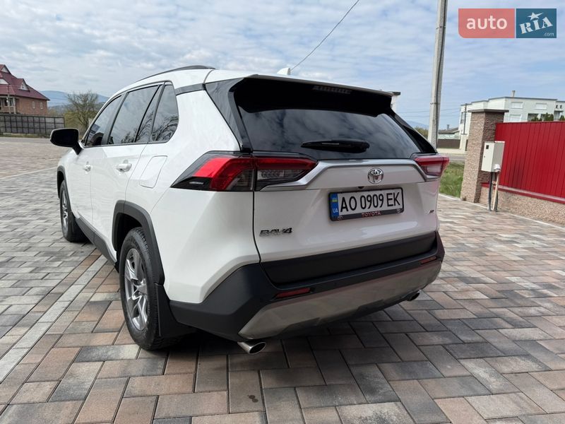 Внедорожник / Кроссовер Toyota RAV4 2022 в Тячеве фото 25 Внедорожник / Кроссовер Toyota RAV4 2022 в Тячеве