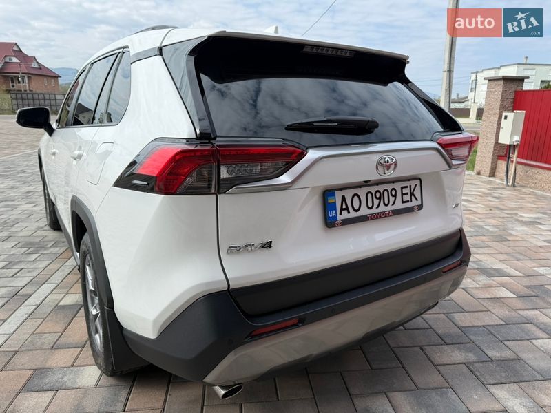 Внедорожник / Кроссовер Toyota RAV4 2022 в Тячеве фото 35 Внедорожник / Кроссовер Toyota RAV4 2022 в Тячеве