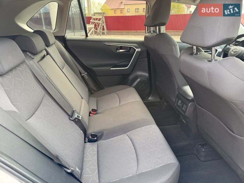 Внедорожник / Кроссовер Toyota RAV4 2022 в Тячеве фото 41 Внедорожник / Кроссовер Toyota RAV4 2022 в Тячеве