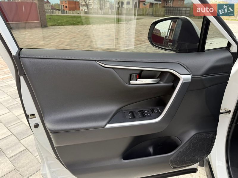 Внедорожник / Кроссовер Toyota RAV4 2022 в Тячеве фото 53 Внедорожник / Кроссовер Toyota RAV4 2022 в Тячеве