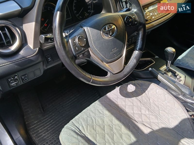 Внедорожник / Кроссовер Toyota RAV4 2016 в Черновцах фото 6 Внедорожник / Кроссовер Toyota RAV4 2016 в Черновцах