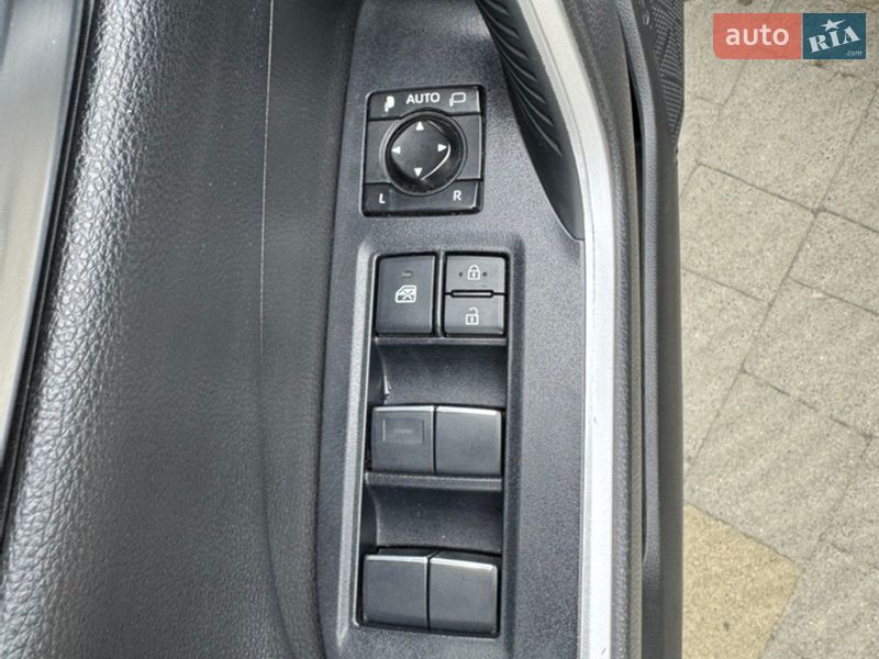 Внедорожник / Кроссовер Toyota RAV4 2020 в Львове фото 10 Внедорожник / Кроссовер Toyota RAV4 2020 в Львове