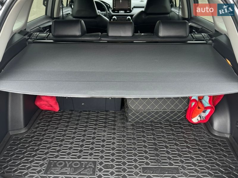 Внедорожник / Кроссовер Toyota RAV4 2020 в Львове фото 28 Внедорожник / Кроссовер Toyota RAV4 2020 в Львове