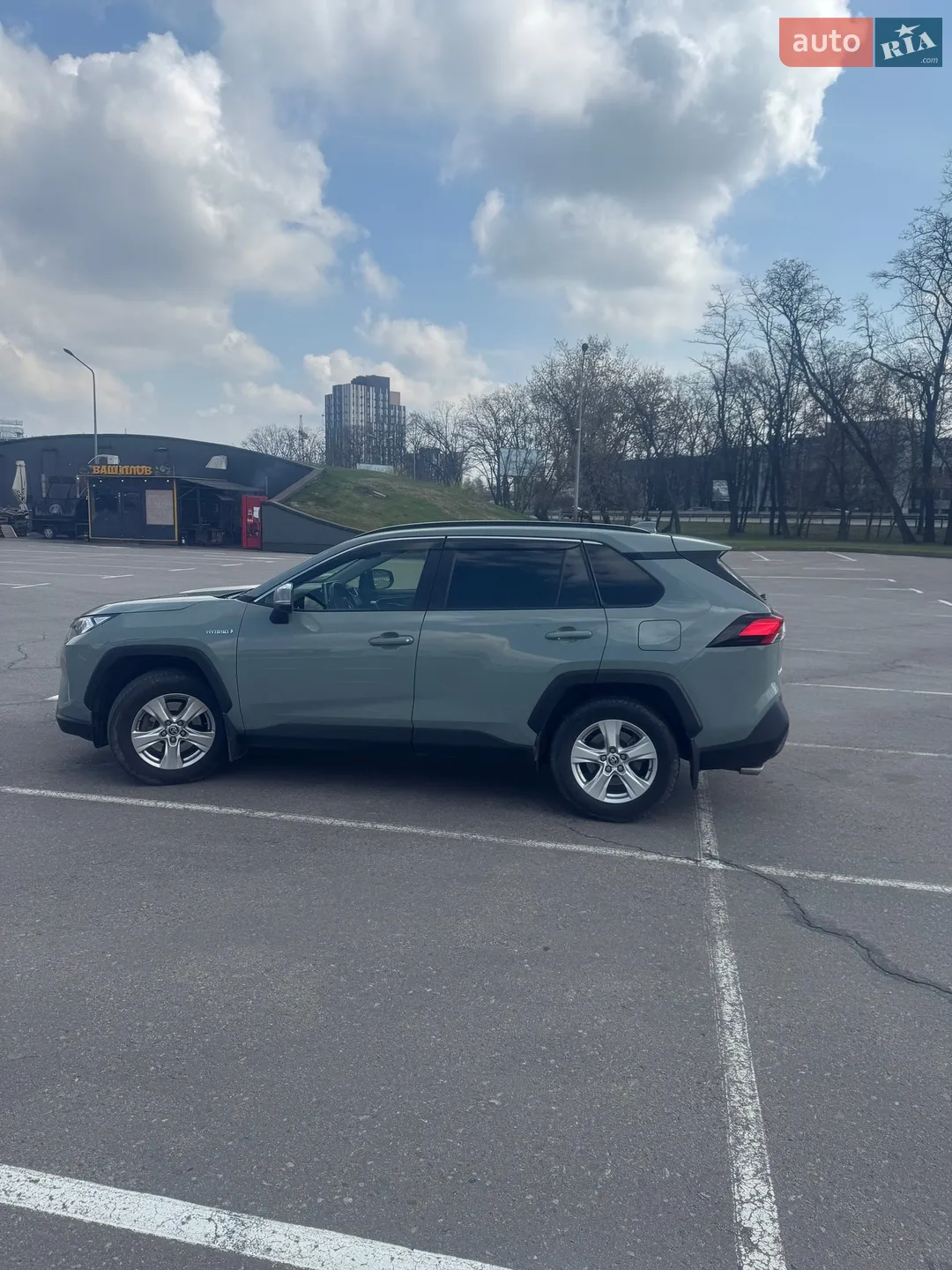 2021 Toyota RAV 4 - мініатюра 3