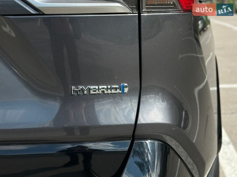 Внедорожник / Кроссовер Toyota RAV4 2023 в Харькове