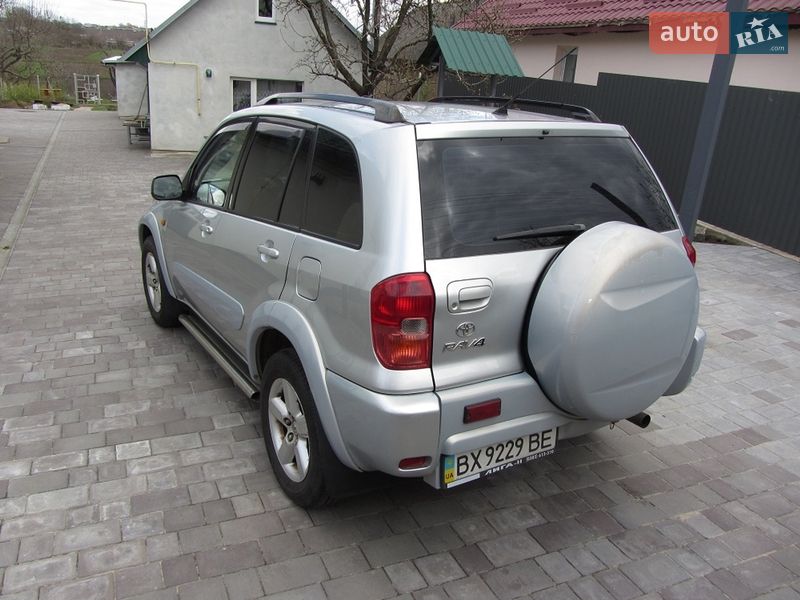 Позашляховик / Кросовер Toyota RAV4 2002 в Хмельницькому