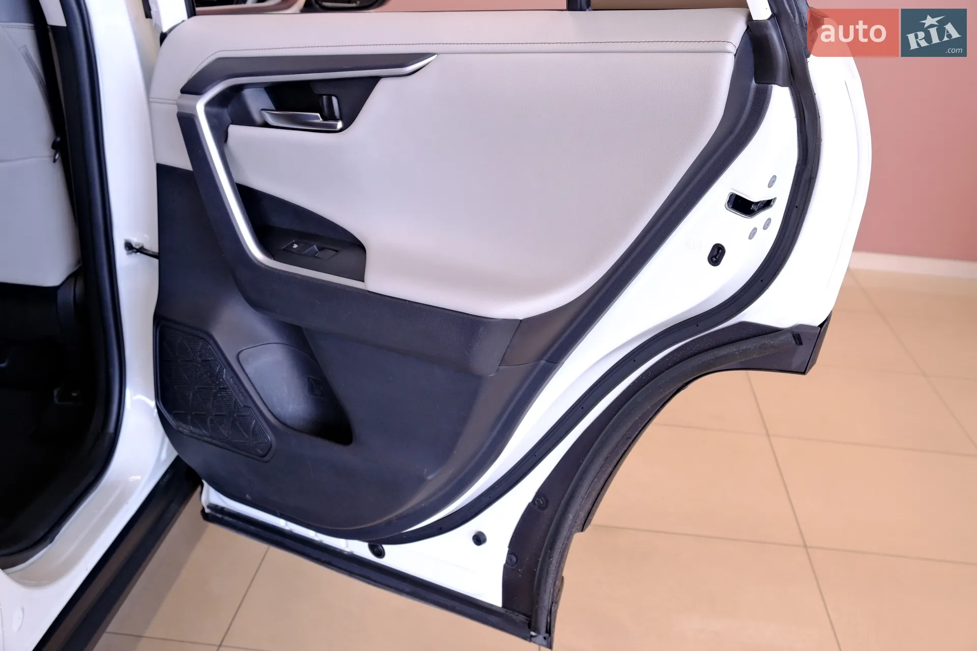 2020 Toyota RAV 4 - мініатюра 36