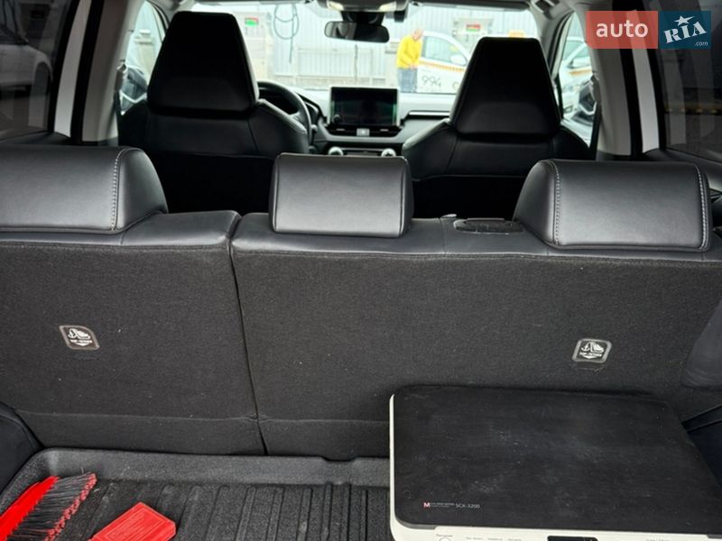 Позашляховик / Кросовер Toyota RAV4 2024 в Миколаєві