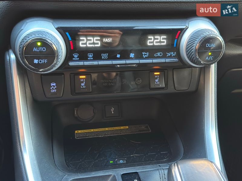 Внедорожник / Кроссовер Toyota RAV4 2020 в Киеве фото 133 Внедорожник / Кроссовер Toyota RAV4 2020 в Киеве