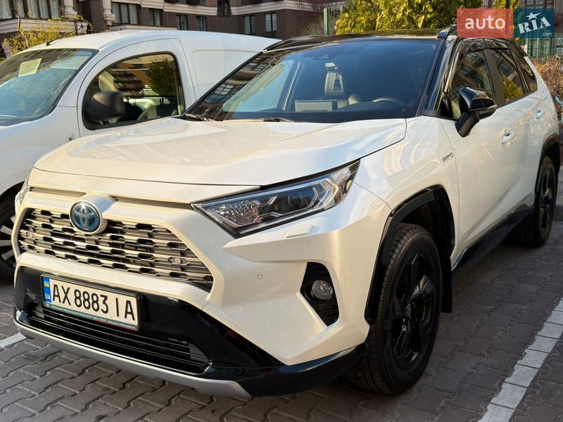 Внедорожник / Кроссовер Toyota RAV4 2020 в Киеве фото 150 Внедорожник / Кроссовер Toyota RAV4 2020 в Киеве