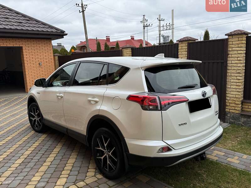 Внедорожник / Кроссовер Toyota RAV4 2016 в Виннице фото 4 Внедорожник / Кроссовер Toyota RAV4 2016 в Виннице
