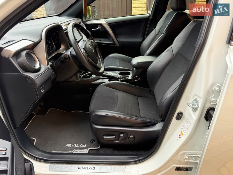 Внедорожник / Кроссовер Toyota RAV4 2016 в Виннице фото 13 Внедорожник / Кроссовер Toyota RAV4 2016 в Виннице