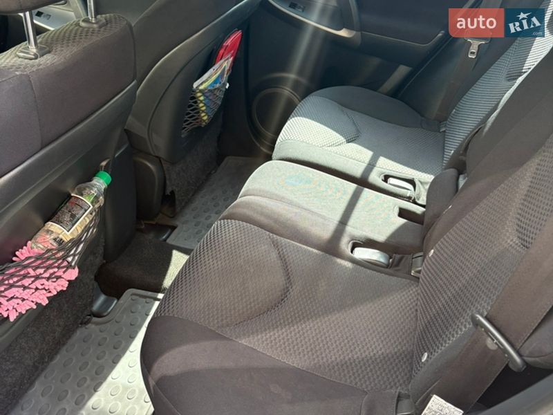 Внедорожник / Кроссовер Toyota RAV4 2006 в Одессе фото 9 Внедорожник / Кроссовер Toyota RAV4 2006 в Одессе